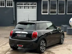 MINI Cooper F56 Autom Chili Leder CarPlay Tempo. PDC Bild 4