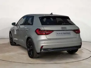 Audi A1 Sportback advanced 25 TFSI SHZ KAMERA LED Bild 3
