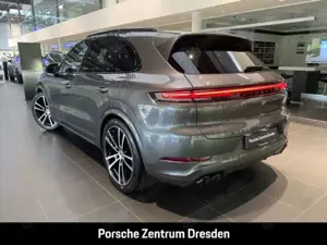 Porsche Cayenne S*Panorama*AHK*Chrono*Bose*Sitzheiz. v/h Bild 3