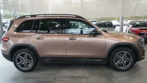 Mercedes-Benz GLB 250 *ACC*AHK*BURMESTER*PANO*360°KAM*STHZ* Bild 4
