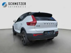 Volvo XC40 +Black+Edition+B3+Plus+Alarm+HarmanK+Kamera+ Bild 3