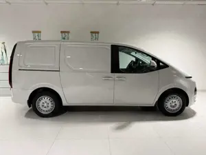 Hyundai STARIA Kastenwagen 1.6 T-GDi HEV 165 kW (224 PS) Sitz-... Bild 4
