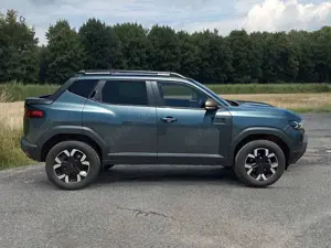 Dacia Duster Pick-up Extreme TCe 130 4WD Bild 2