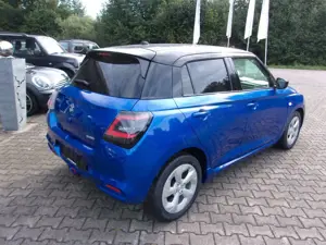 Suzuki Swift 1.2 HYBRID CVT Comfort+ Bild 3