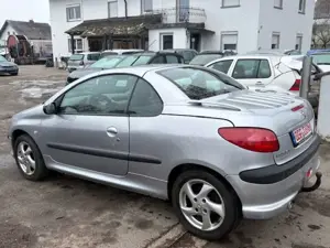 Peugeot 206 CC Platinum Cabrio/ Neue TÜV Bild 3