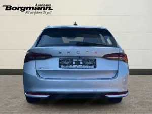 Skoda Octavia Combi 2.0 Bluetooth - Navi - Rückfahrkamera - Sitz Bild 5