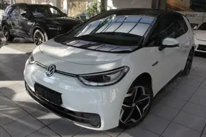 Volkswagen ID.3 PRO PERF/PANO/19"/KAME/ACC/2ZON/AHK/IQLED/S