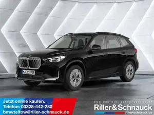 BMW iX1 eDrive20 AHK ACC HUD AKTIVSITZE LED 360°