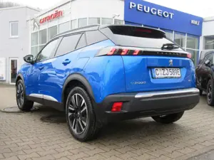 Peugeot 2008 e-2008 GT Pack Elektromotor 136 Bild 5