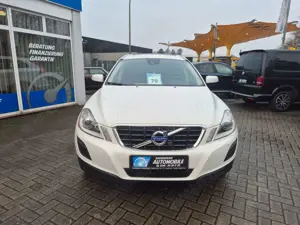Volvo XC60 XC60 Summum 2WD*Automatik*Vollleder* Bild 2