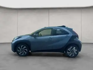 Toyota Aygo X X S-CVT Air Teamplayer LED Kamera PDC Bild 2
