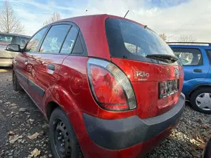 Kia Rio 1.4 EX Basis Bild 5