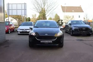Ford Fiesta Trend PDC CarPlay Assist Klima Media ZV Bild 2
