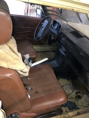 Mercedes Benz 230.4 W115 Strichacht Bild 10