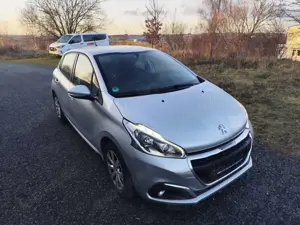 Peugeot 208 208  5-Türer  82 Style 24 Monate Car Garantie