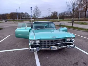 Cadillac Series 62 Sedan