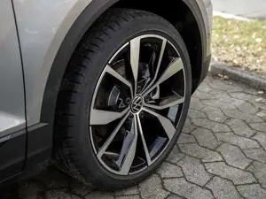 Volkswagen T-Roc 2.0 TDI Style NAVI AHK ACC FACEL. LED Bild 5