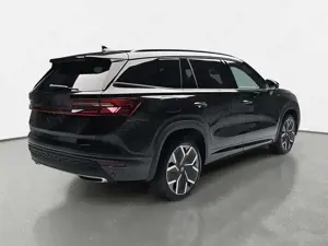 Skoda Kodiaq KODIAQ 2.0 TDI DSG SPORTLINE 4X4 NAVI LED ACC PANO Bild 4