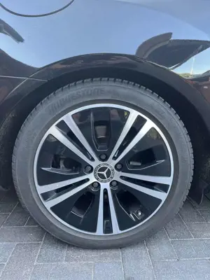 Mercedes-Benz E 250 (BlueTEC) d Coupe 9G-TRONIC Bild 5