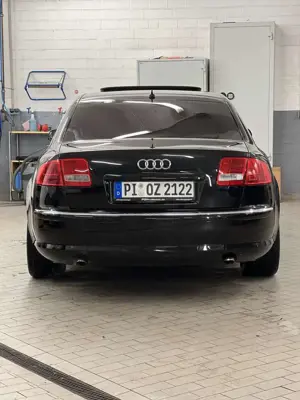 Audi A8 4.2 TDI DPF quattro
