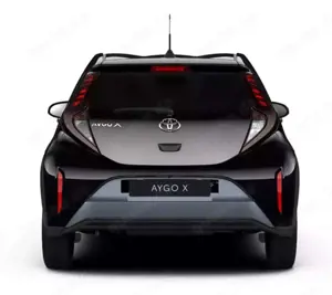 Toyota Aygo 1.0 Teamplayer Klima Kamera Sitzhzg Tempomat Bild 5