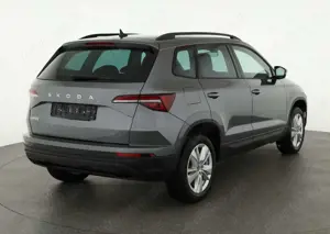Skoda Karoq 1.5 TSI DSG 130 Jahre, AHK, el. Klappe, Kamera,...
