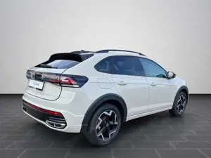 Volkswagen Taigo R-Line 1,0 l TSI, DSG IQ. Light, SHZ, PDC Bild 2