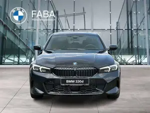 BMW 330 Bild 4