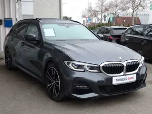 BMW 330 d Touring xDrive Aut M Sportpaket Navi Laser
