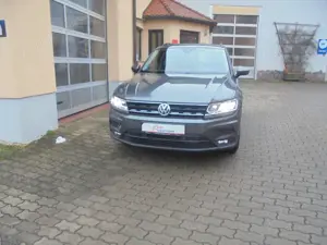 Volkswagen Tiguan Tiguan 1.4 TSI  Comf. DSG AHK M+S