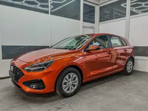 Hyundai i30 STYLE NAVI LED RFK PDC 1.5 MPI 70,6kW96PS EURO6...