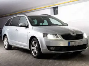Skoda Octavia Octavia Combi 2.0 TDI (Green tec) DSG Ambition Bild 4