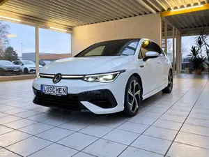 Volkswagen Golf VIII Limo R 4Motion Panorama Head-Up Bild 2