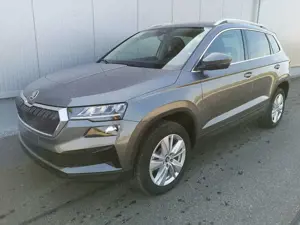 Skoda Karoq 1.5 TSI Selection DSG ABT GV5 AHK 17 Ladeb