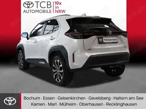 Toyota Yaris Cross 1.5 Hybrid Teamplayer NAVI SHZ PDC Bild 2