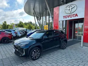 Toyota Yaris Cross Hybrid FWD Teamplayer + WINTER-PAKET