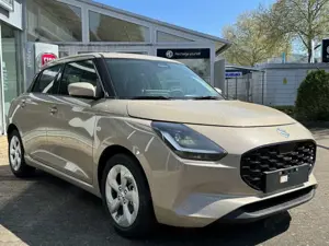 Suzuki Swift Comfort*Rückfahrkamera*NAVI*Sitzheizung*PDC* Bild 3