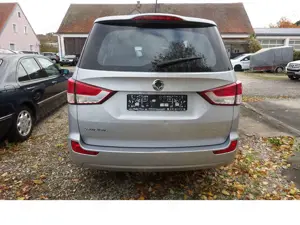 SsangYong Rodius 7-Sitzer Sitzheizung Ganzjahresreifen Alu Bild 5