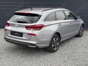 Hyundai i30 Kombi Family Automatik Smart Paket Bild 4