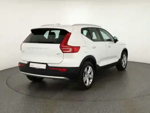 Volvo XC40 B3 Core mHEV Aut. LED Navi Kamera Bild 5