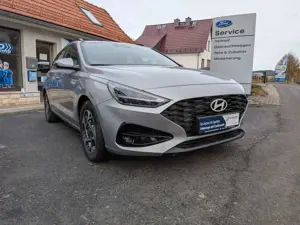 Hyundai i30 1.5 T-GDI Hybrid Kombi Navi LED RFK