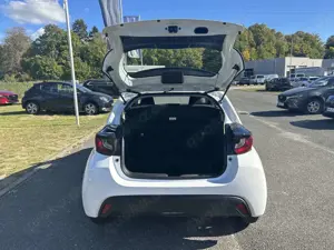 Mazda 2 1.5 Hybrid VVT-i 116 AT Centre-Line Kamera DAB Bild 5