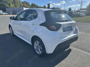 Mazda 2 1.5 Hybrid VVT-i 116 AT Centre-Line Kamera DAB Bild 4