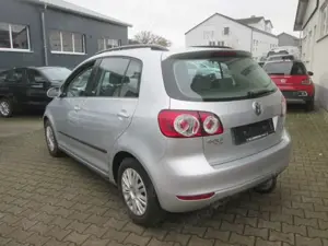 Volkswagen Golf Plus Style 1 HAND / SHZ / AHK / KLIMA / TÜV NEU Bild 5