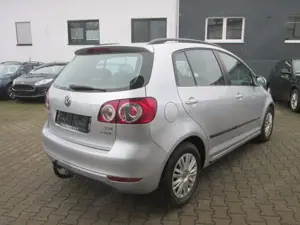 Volkswagen Golf Plus Style 1 HAND / SHZ / AHK / KLIMA / TÜV NEU Bild 4