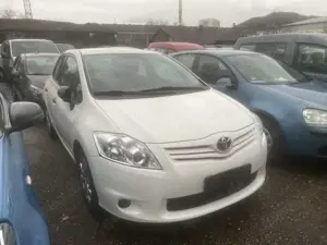 Toyota Auris Basis Bild 2