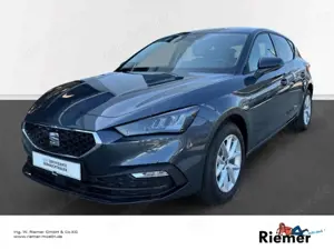 SEAT Leon 1.5 eTSI DSG Road Edition ACC CAM SHZ