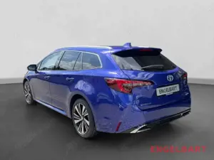 Toyota Corolla TS 1.8 Hybrid Teamplayer Technik Paket Bild 3