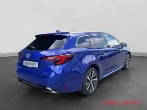 Toyota Corolla TS 1.8 Hybrid Teamplayer Technik Paket Bild 4