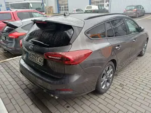 Ford Focus ST-Line Mildhybrid Toter-Winkel Styling Paket Bild 5
